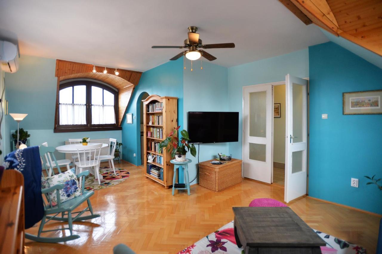 Mi12 Apartment Егер Екстериор снимка